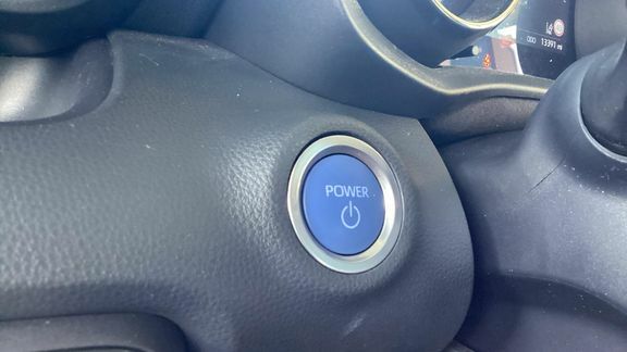 Toyota Yaris 1.5 Hybrid Design Cvt Black #16