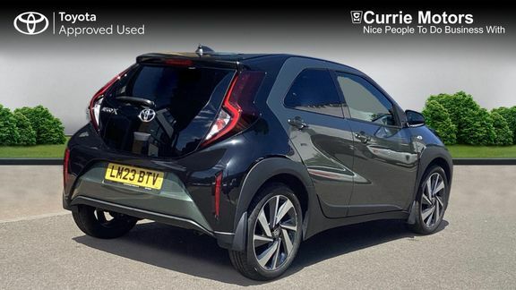 Toyota Aygo X Edge Automatic Green #2