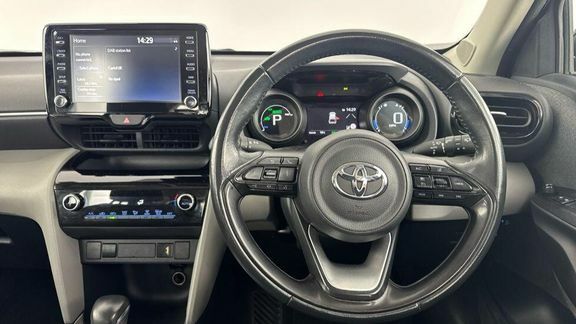 Toyota Yaris Cross 1.5 Vvt-h Dynamic E-cvt Euro 6 Ss  #7