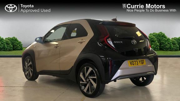 Toyota Aygo X Exclusive Automatic Beige #4