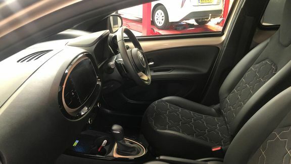 Toyota Aygo X Exclusive Automatic Beige #5