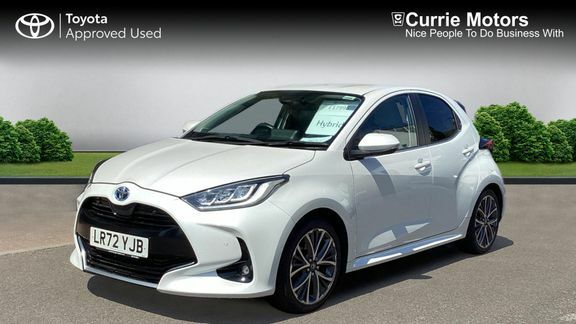Toyota Yaris Excel White #3