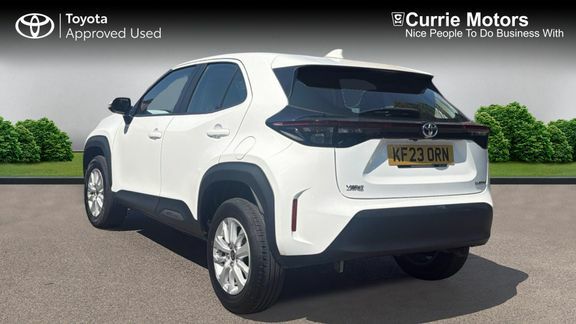 Toyota Yaris Cross Icon Fwd White #4