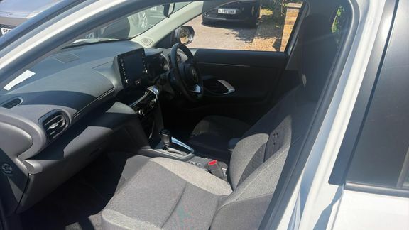 Toyota Yaris Cross Icon Fwd White #5