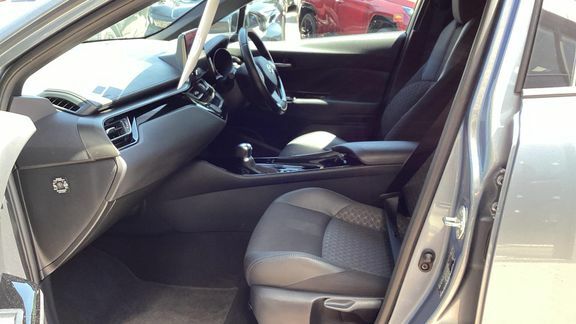 Toyota C-Hr Design 1.8 LS72XKL Grey #5