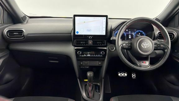 Toyota Yaris Cross Gr Sport Fwd Adv Safety #6