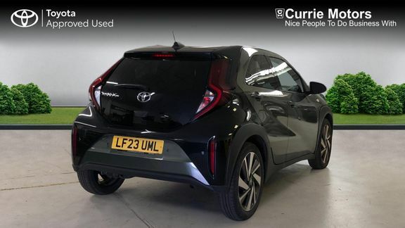 Toyota Aygo X Edge Parking Pack LF23UML Green #2