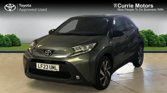 Toyota Aygo X Edge Parking Pack LF23UML Green #3