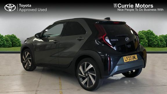 Toyota Aygo X Edge Parking Pack LF23UML Green #4