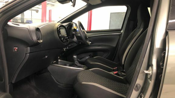 Toyota Aygo X Edge Parking Pack LF23UML Green #5