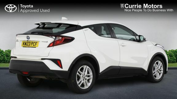 Toyota C-Hr Icon 1.8 Tech Pack KW23PCF White #2