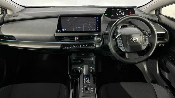 Toyota Prius Design Black #4