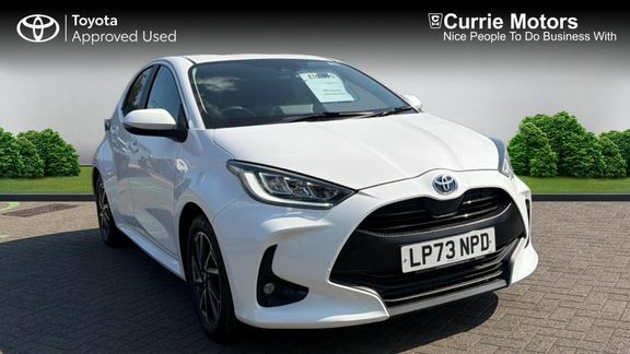 Toyota Yaris Design White