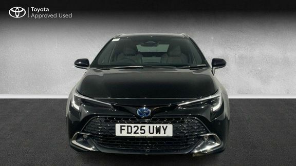 Toyota Corolla Design 1.8 Ts FD25UWY Black #2