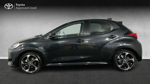 Toyota Yaris Excel Black #6