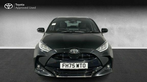 Toyota Yaris Excel Black #3