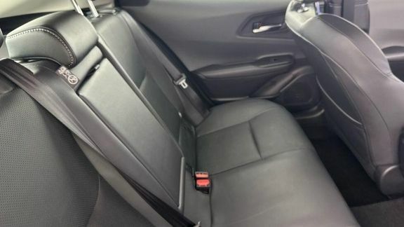 Toyota Prius Design Black #35