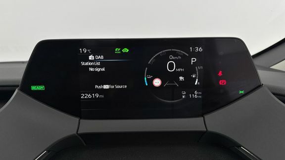 Toyota Prius Design Black #9