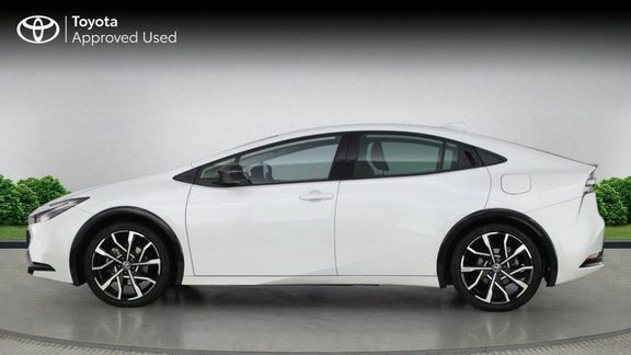 Toyota Prius Design Black #26