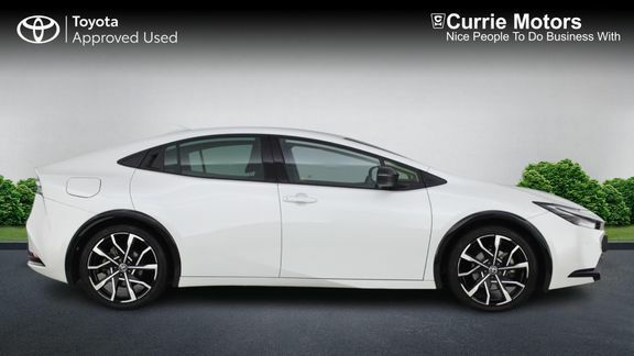 Toyota Prius Design Black #16