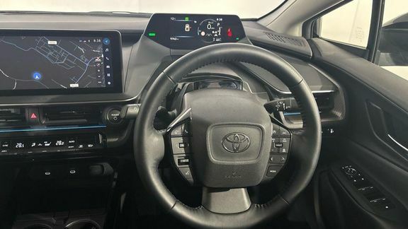 Toyota Prius Design Black #5