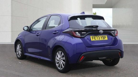 Toyota Yaris Icon Blue #3
