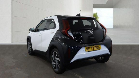 Toyota Aygo X Edge Parking Pack White #3