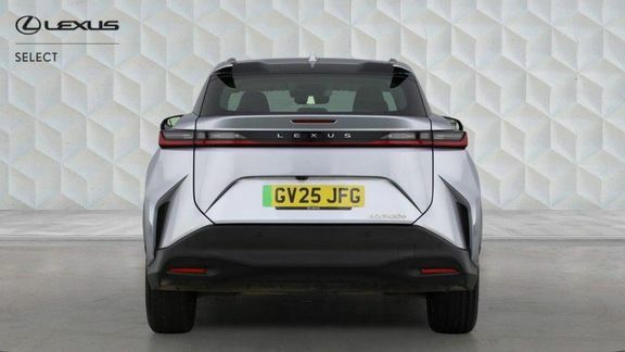 Lexus RZ 300E Urban #2