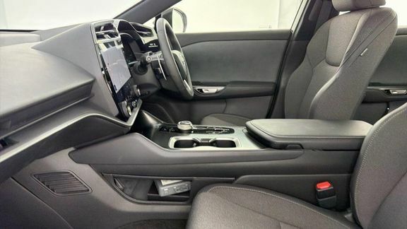 Lexus RZ 300E Urban #6