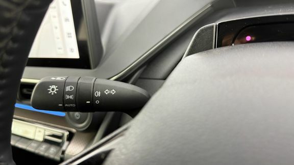 Toyota Prius Prius Plug-in Excel Silver #28