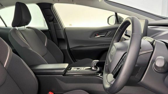 Toyota Prius Prius Plug-in Excel Silver #41