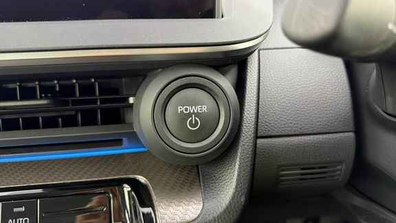 Toyota Prius Prius Plug-in Excel Silver #15