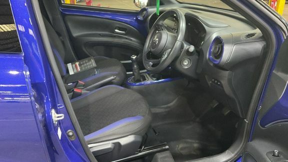 Toyota Aygo X Hatchback Green #11