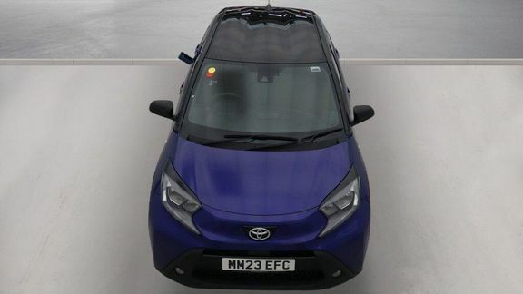 Toyota Aygo X Hatchback Green #7