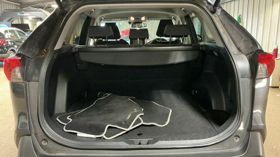 Toyota Rav 4 2.5L Excel White #7