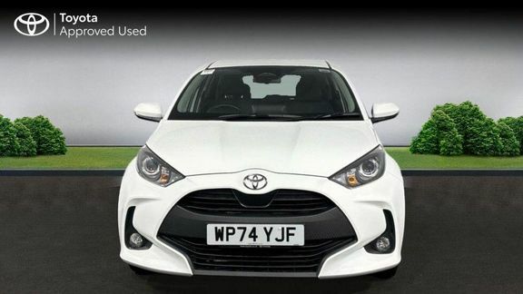 Toyota Yaris Design Green #14