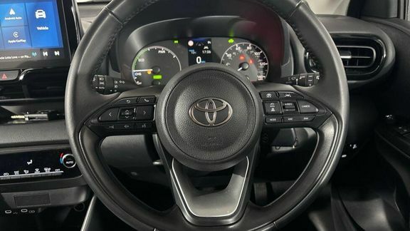 Toyota Yaris Design Green #7