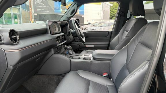 Toyota Land Cruiser Invincible 5 Seats Pan Roof Black #5