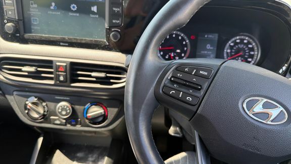 Hyundai I10 Se Connect Black #7