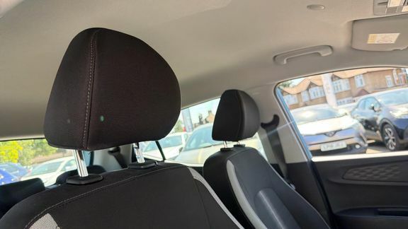 Hyundai I10 Se Connect Black #19