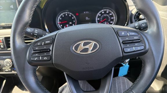 Hyundai I10 Se Connect Black #10