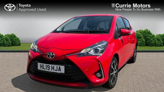Toyota Yaris Icon Tech 1.5 Red #3