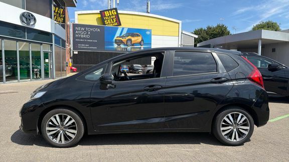 Honda Jazz Jazz S I-vtec Silver #24