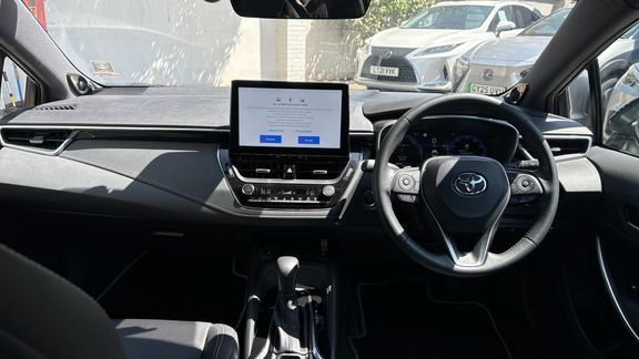 Toyota Corolla Excel 2.0 Hb Bi-tone White #6