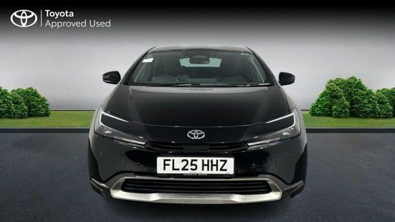 Toyota Prius Design Black #6