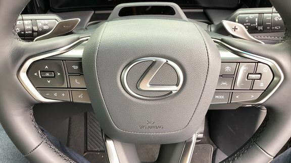 Lexus LM 350H Takumi Silver #11