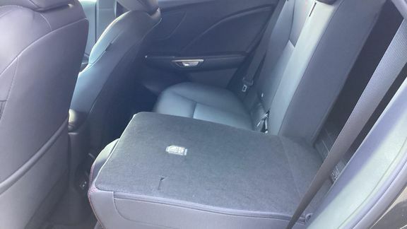 Lexus LBX 1.5 Premium Plus E-cvt Grey #19