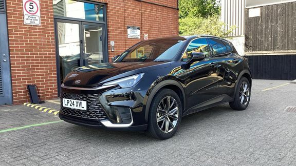 Lexus LBX 1.5 Premium Plus E-cvt Grey #25