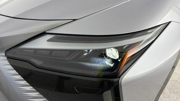 Lexus RZ Rz 450E Takumi  #23