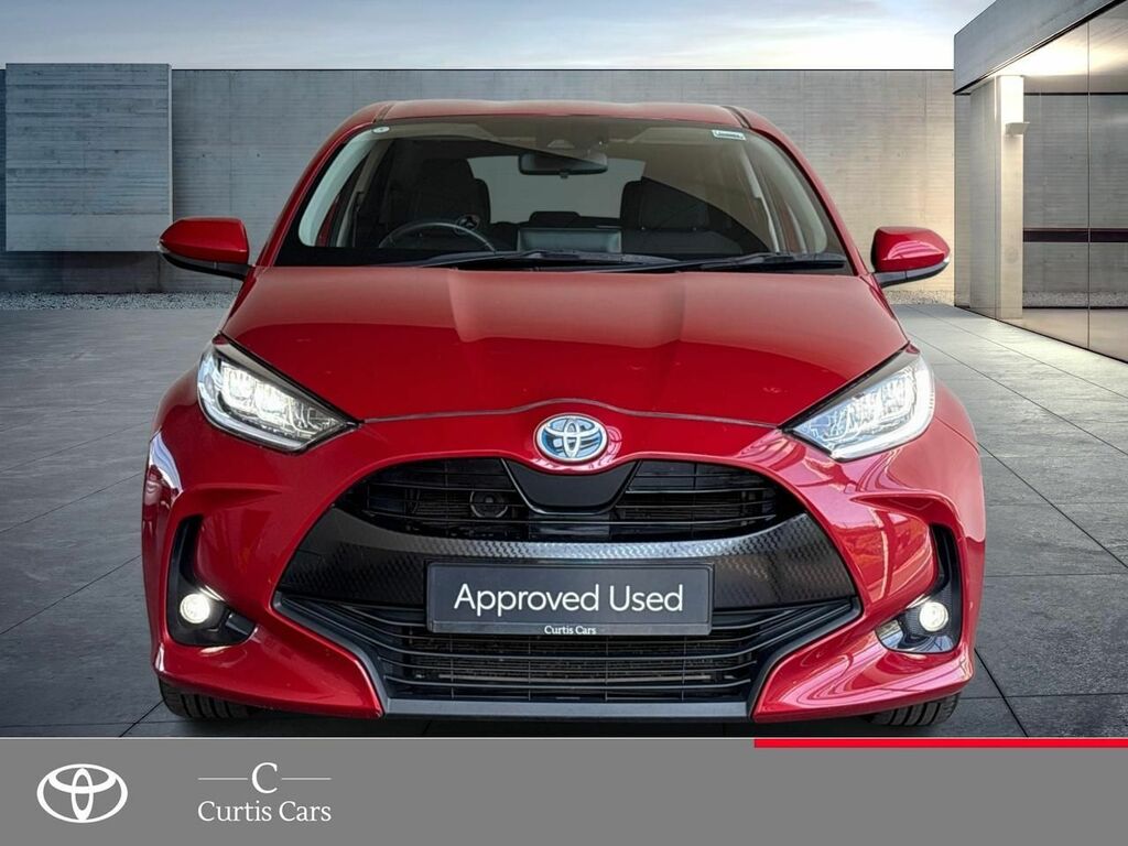Toyota Yaris 1.5 Vvt-h Design E-cvt Euro 6 Ss URZ7994 Red #2